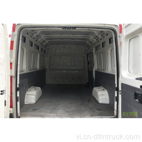 Van chở hàng nhỏ Dongfeng A08 cho xe cứu thương